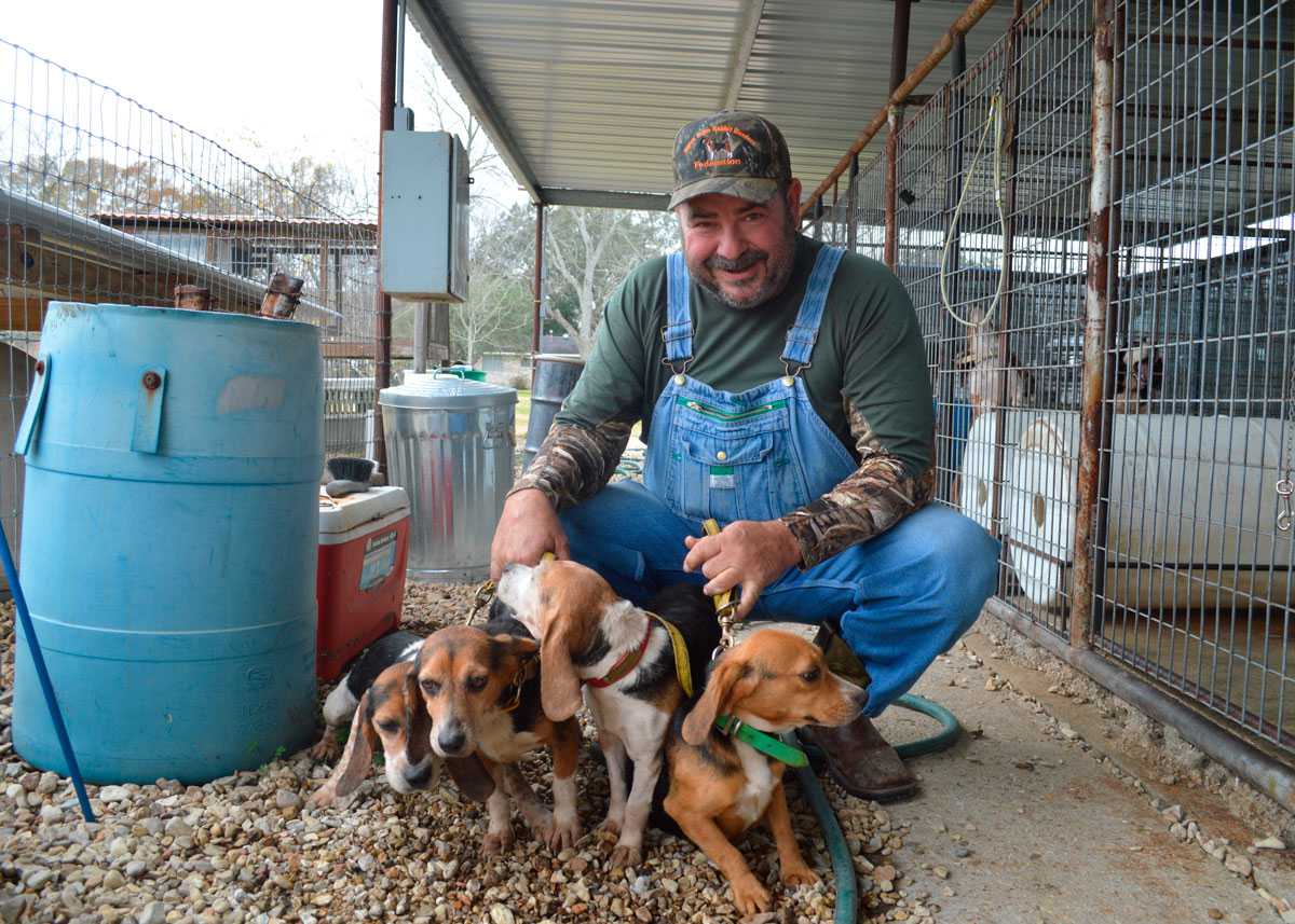 Louisiana Rabbit Hunters Uphold Their Traditions - Country Roads Magazine