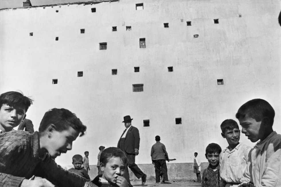 Henri Cartier-Bresson Madrid, Spain (Kids, windows)