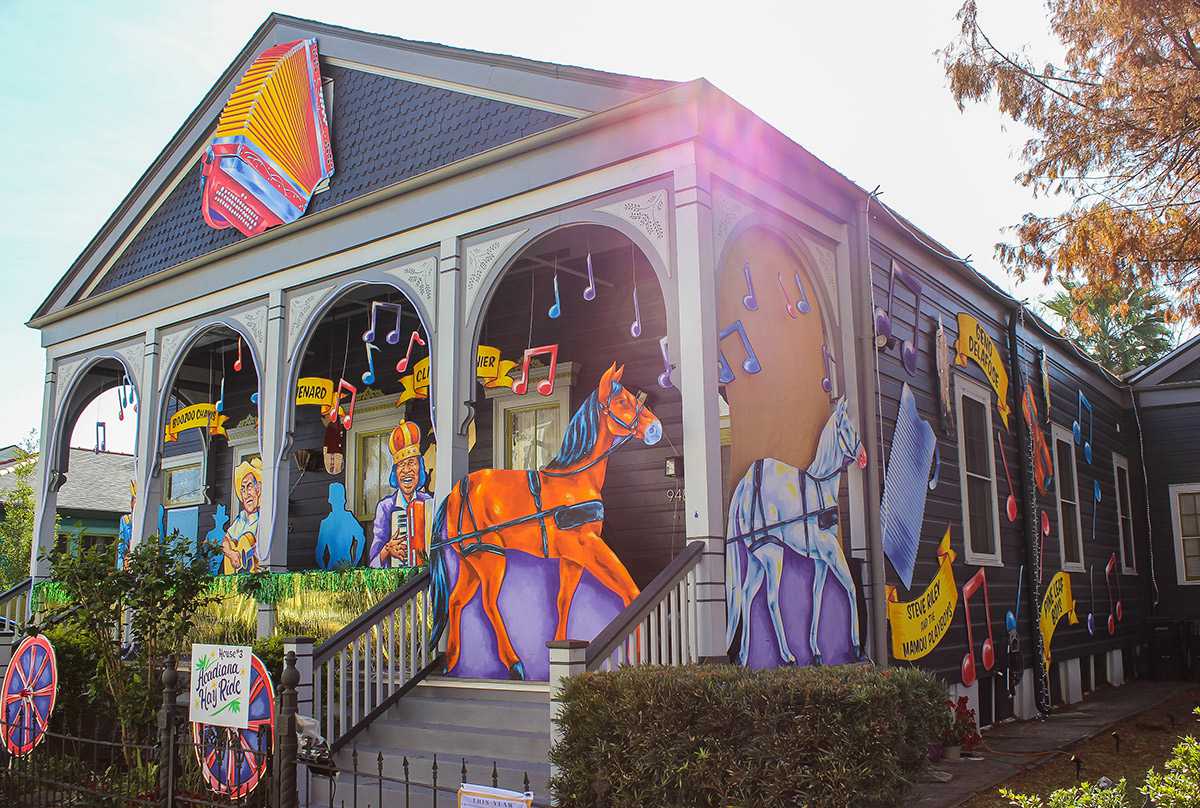 New Orleans Krewe of House Floats Brings Excitement and Whimsy to a Quiet 2021 Mardi Gras