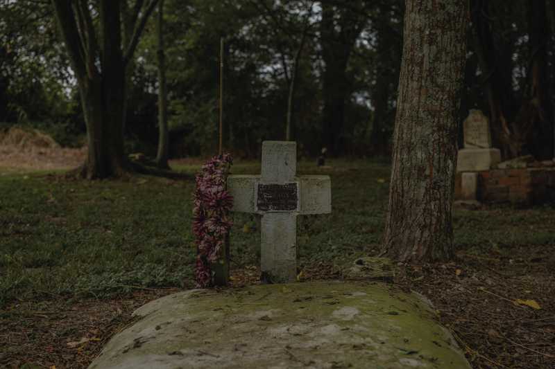 CR-Hidden-Cemetery_Evangeline-Parish_Olivia-Perillo---48.jpg