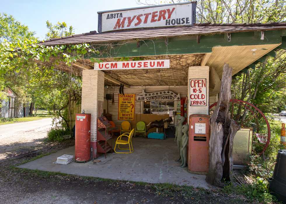 Abita-Mystery-House-Eric-Lindberg-photo--courtesy-LouisianaNorthshore.com.jpg