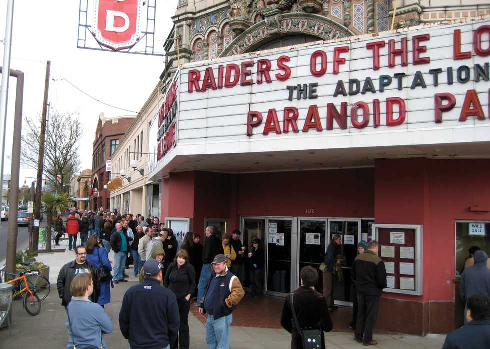 line-waiting-RAIDERS-marquee.png