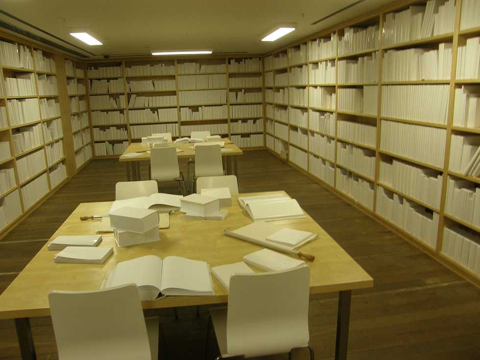 museum-of-old-and-new-art-white-library.jpg