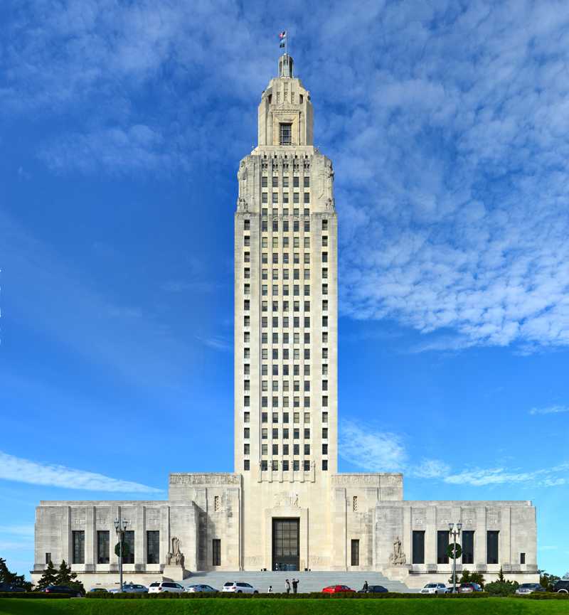 Louisiana_State_Capitol_Building.jpg